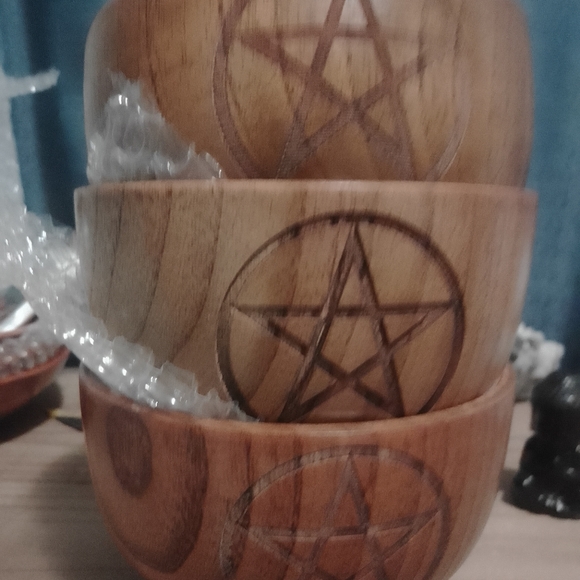 1 Carved Wooden Mortar 2 cup - Picture 2 of 2